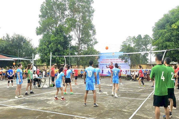 Giải thể thao chào mừng ngày thành lập Công đoàn tỉnh