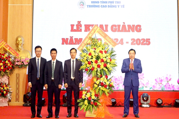 Trường Cao đẳng Y tế Phú Thọ khai giảng năm học 2024-2025