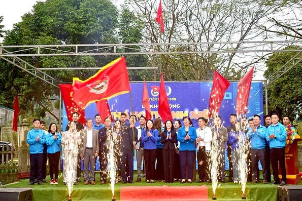 Thanh Sơn phát động Tháng Thanh niên