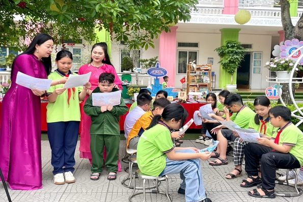 Các trường học sôi nổi hưởng ứng Ngày Sách và Văn hóa đọc Việt Nam