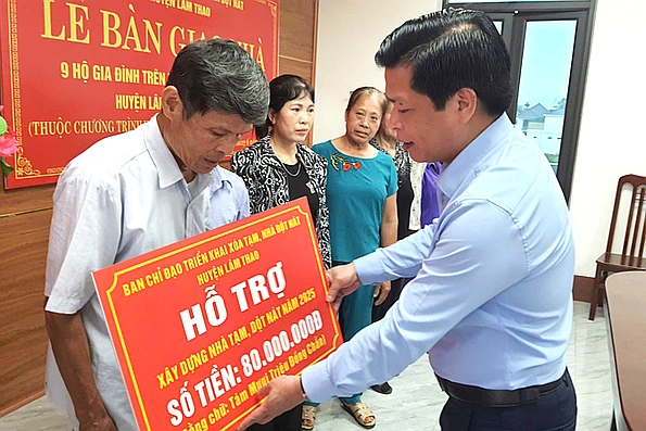 Phú Thọ quyết tâm hoàn thành xóa nhà tạm, nhà dột nát trước ngày 31/8
