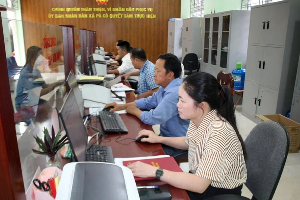 Hành trình triển khai chính quyền hai cấp ở xã Pà Cò: Vượt khó phục vụ nhân dân, vận hành bằng tinh thần phục vụ