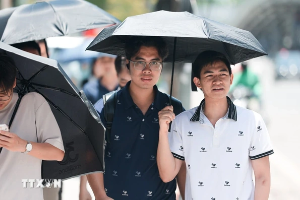 Thời tiết ngày 29/7: Nắng nóng bao trùm Bắc Bộ và Trung Bộ, có nơi trên 38 độ C