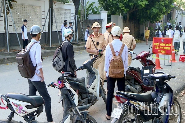 Tăng cường kiểm tra, xử lý chấp hành giao thông trong lứa tuổi học sinh