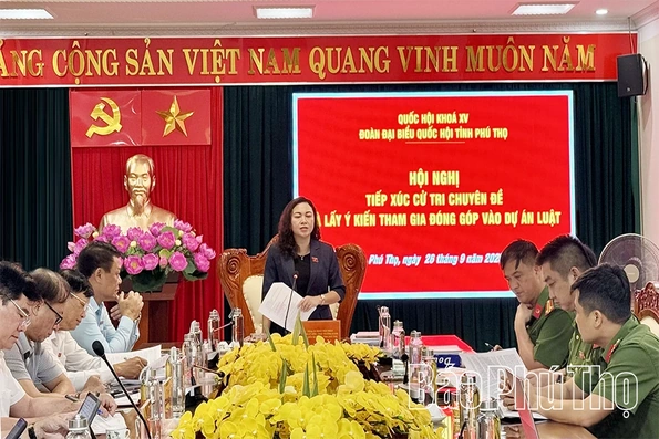 Hội nghị tiếp xúc cử tri chuyên đề và lấy ý kiến tham gia đóng góp vào dự án luật