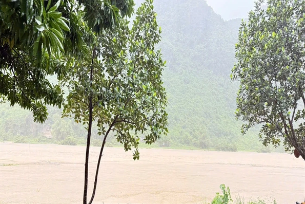 Lũ trên sông Bôi vượt mức báo động 3, cảnh báo ngập lụt