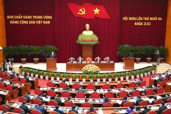 Ngày làm việc thứ hai Hội nghị lần thứ 13 Ban Chấp hành Trung ương Đảng khóa XIII