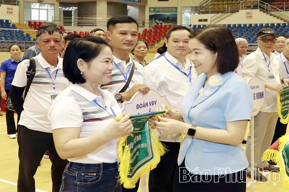 Khai mạc Giải Cờ tướng trung, cao tuổi quốc gia lần thứ XI Cúp Traphaco năm 2025