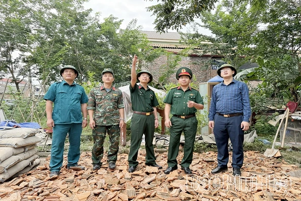 Ban Chỉ huy Phòng thủ khu vực 4 - Vĩnh Yên hỗ trợ xây nhà tình nghĩa