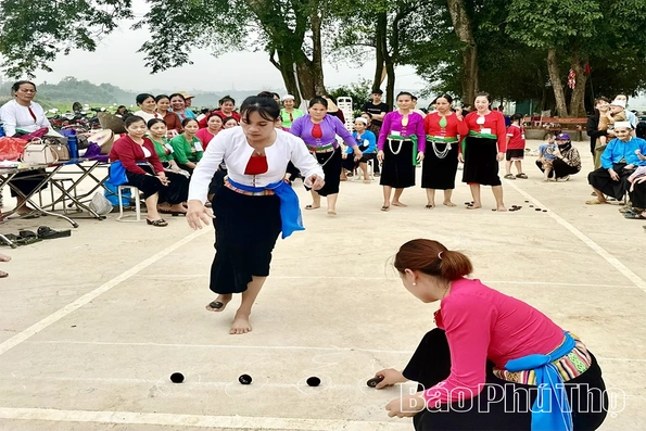Phát huy nét đẹp trò chơi dân gian trong cộng đồng Mường Vang