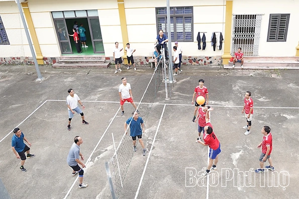 Phường Vĩnh Phúc giao lưu thi đấu thể thao năm 2025