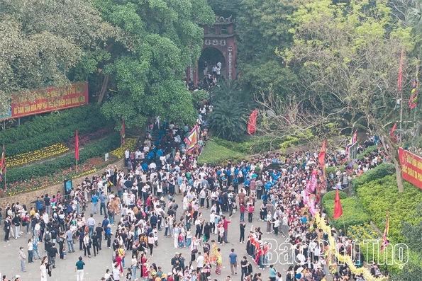 Kỳ 1: Sự hòa hợp thiêng liêng giữa hai biểu tượng dân tộc