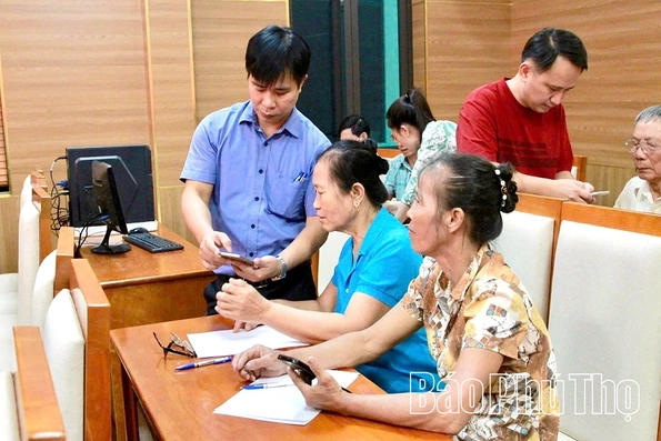 “Cầu nối” đưa công nghệ đến gần với người dân