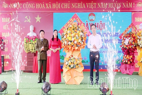 Ngày hội Đại đoàn kết toàn dân tộc khu Bắc Tiến 2, xã Hùng Việt