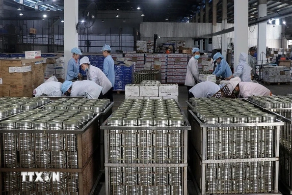 Tập trung ưu tiên giữ vững ổn định kinh tế vĩ mô, thúc đẩy xuất khẩu