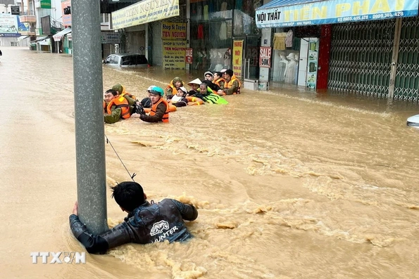 Tập trung ứng phó lũ đặc biệt lớn tại các tỉnh Khánh Hòa, Đắk Lắk và Gia Lai