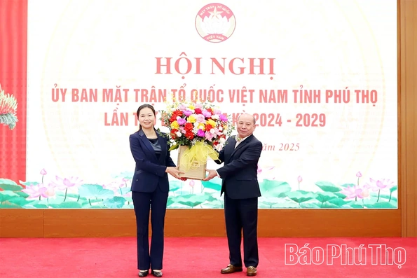 Phó Bí thư Tỉnh ủy Bùi Thị Minh được hiệp thương cử giữ chức Chủ tịch Ủy ban MTTQ tỉnh