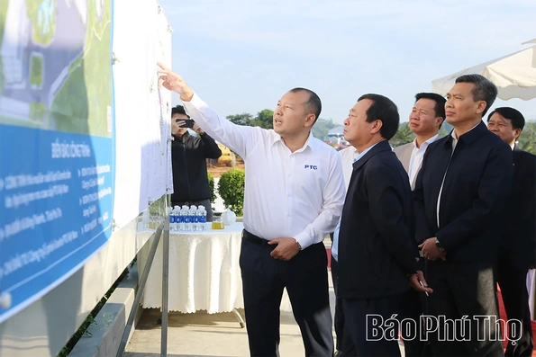 Phó Bí thư Thường trực Tỉnh ủy Bùi Văn Quang làm việc với Ban Thường vụ Đảng ủy các xã Đông Thành, Chí Tiên, Liên Minh