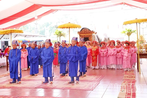 Thủy Tổ Quốc Mẫu - người mẹ đầu tiên của dân tộc Việt Nam.