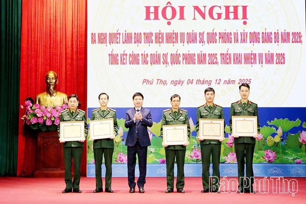 Ra Nghị quyết thực hiện nhiệm vụ quân sự, quốc phòng và xây dựng Đảng bộ năm 2026