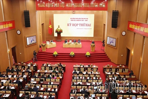 Second Session of the 19th Provincial People’s Council: 10.52% Growth in the First Year of Operating the Two-Tier Government Model