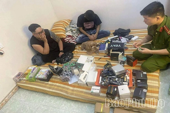 Cảnh báo tội phạm buôn bán hàng cấm