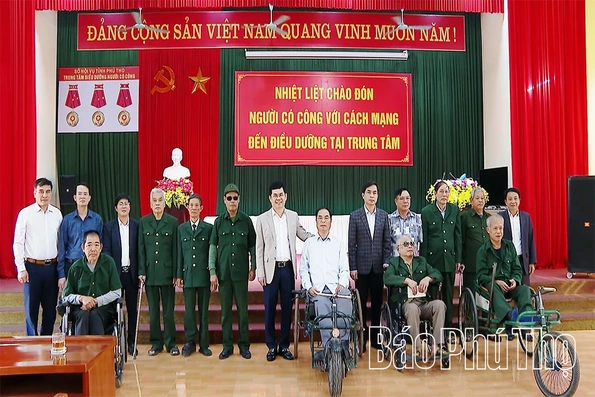 Lãnh đạo Sở Nội vụ thăm và làm việc với Trung tâm Điều dưỡng Người có công