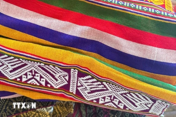 Giữ hồn thổ cẩm giữa đại ngàn Pù Luông