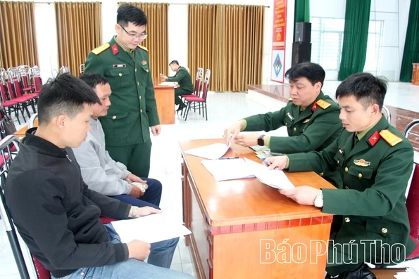 Ban CHPTKV 2 - Thống Nhất: Tổ chức sinh hoạt chính trị cho hơn 1.400 cán bộ, sĩ quan dự bị