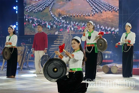 Đoàn Phú Thọ để lại dấu ấn tại Đêm hội Hòa âm cồng chiêng Đông Nam Á 2025