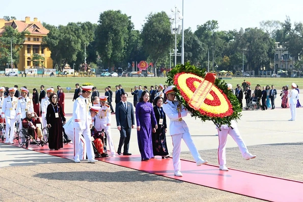 Rộn rã “bản hòa ca” thi đua yêu nước