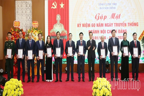 Gặp mặt kỷ niệm 60 năm Ngày truyền thống ngành Nội chính Đảng