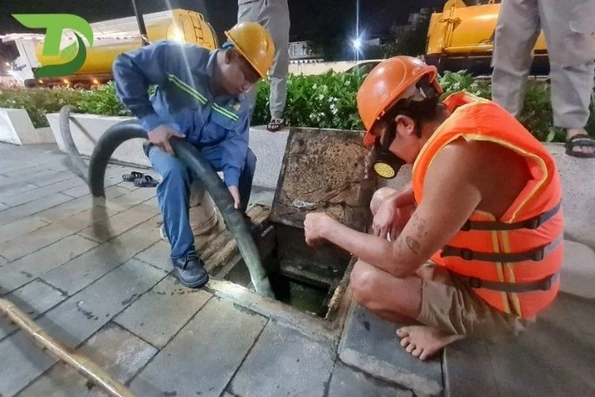 Thông cống nghẹt giá rẻ trọn gói, bảo hành dài hạn, phục vụ 24/7