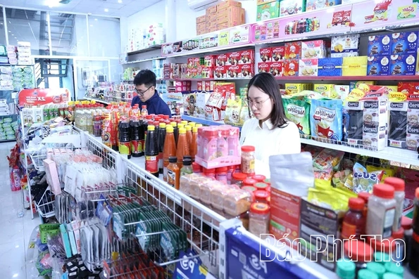 Sôi động thị trường hàng hóa cuối năm