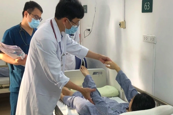 Quy tắc sống còn khi sơ cứu đột quỵ tại nhà