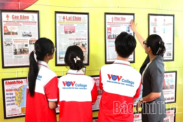 Ấn phẩm Báo của tỉnh Phú Thọ tham gia triển lãm “Sắc Báo Xuân 2026”