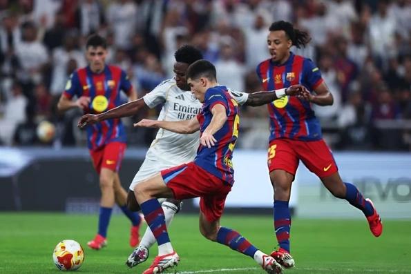 Thắng Real kịch tính, Barca vô địch Siêu cúp Tây Ban Nha