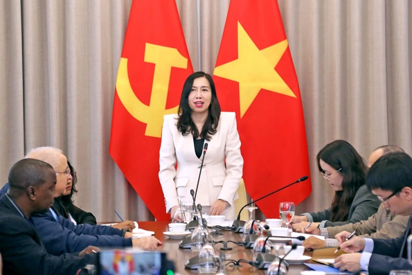 Phóng viên quốc tế, báo người Việt ở nước ngoài chúc Đại hội XIV của Đảng thành công tốt đẹp