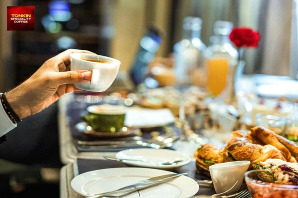 Tiệc tân niên doanh nghiệp ấn tượng với Tonkin Catering