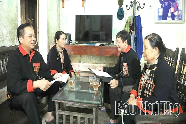 Xuân về trên bản Dao Thống Nhất