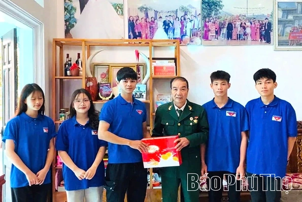 Tuổi trẻ xã Thịnh Minh vững tin theo Đảng