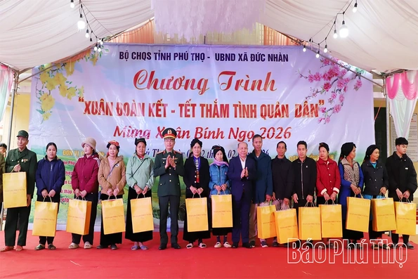 Bộ CHQS tỉnh: Tổ chức Chương trình “Xuân đoàn kết - Tết thắm tình quân dân”