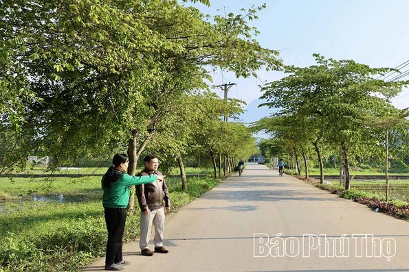 Nữ bí thư chi bộ trách nhiệm việc dân, tận tâm việc Đảng