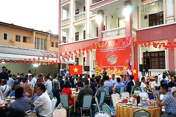 Cộng đồng người Việt tại tây bắc Campuchia vui Xuân Bính Ngọ