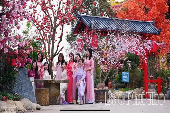 Khoảnh khắc Xuân qua những khung hình ngày giáp Tết