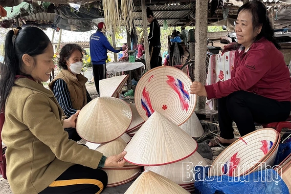 Độc đáo chợ phiên trong phố