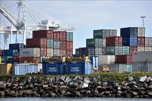 Tổng thống Mỹ tiếp tục nâng mức thuế toàn cầu lên 15%