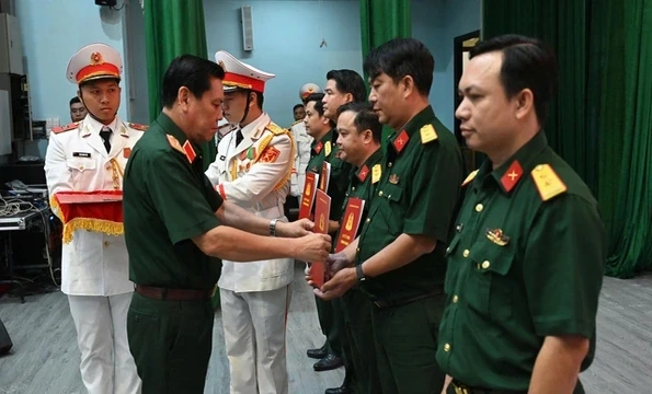 Đưa gần 13.400 sĩ quan quân đội và quân nhân về cấp xã