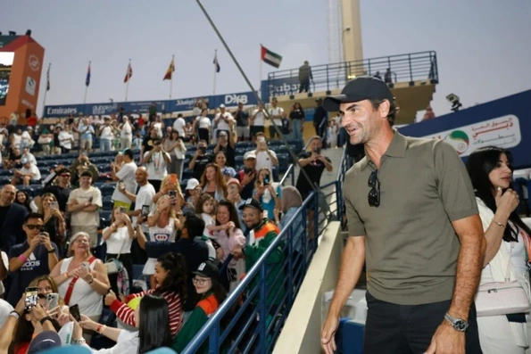 “Kỷ lục gia” Federer trở lại Dubai