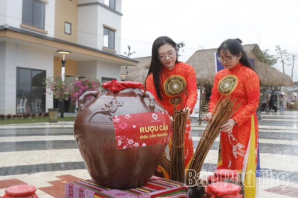 Rượu cần ngày Tết - men say của núi rừng